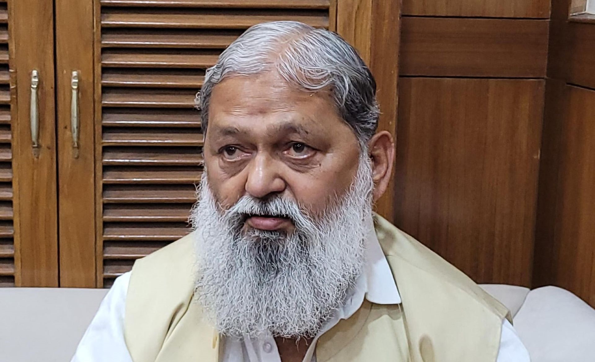 पूर्व मंत्री विज ने कहा कांग्रेस पार्टी भाई-बहन की कंपनी है