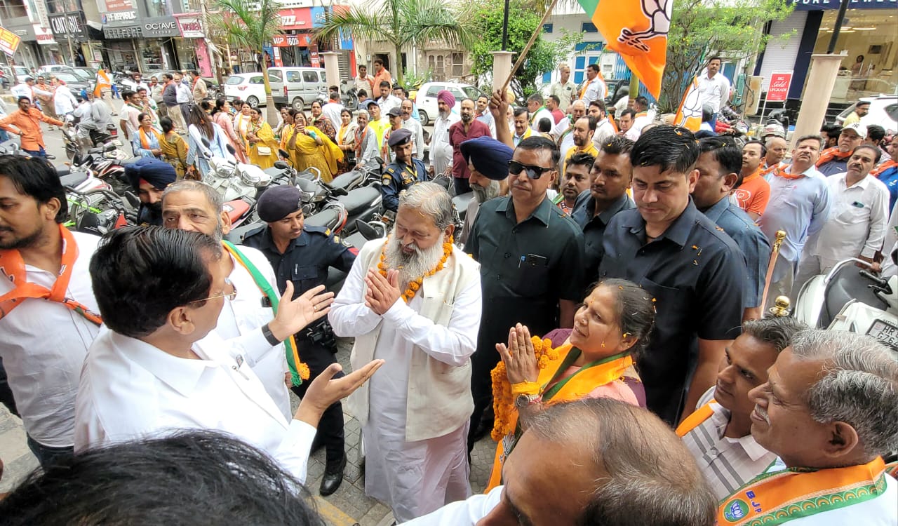 विज का कांग्रेस पर कटाक्ष -‘‘फेक पार्टियों की फेक लिस्ट वायरल होना कोई नई बात नहीं है’’