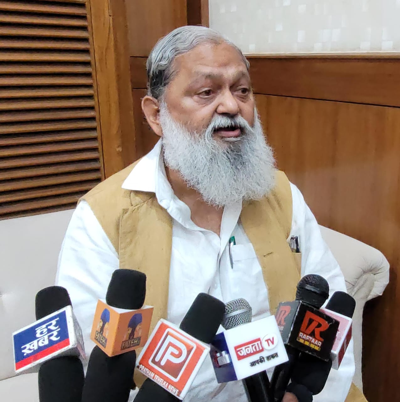 पार्टी के प्रभावकारी नेता हमेशा हर चुनाव में डैमेज कंट्रोल करते हैं और रूठे हुए को मनाते हैं : विज