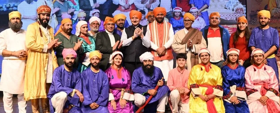 अनुपम खेर ने जताया पीएम मोदी का आभार, बोले - प्रधानमंत्री ने कश्मीरी विस्थापितों के दर्द को समझा