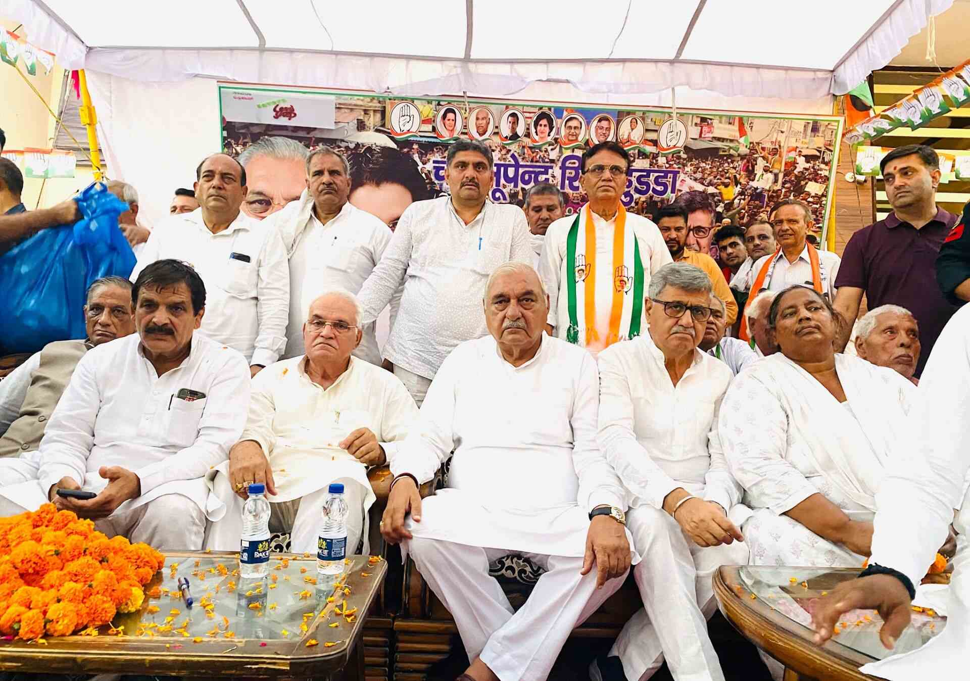 हरियाणा में राजनीतिक उठापटक, पूर्व सीएम हुड्डा ने दुष्यंत पर साधा निशाना