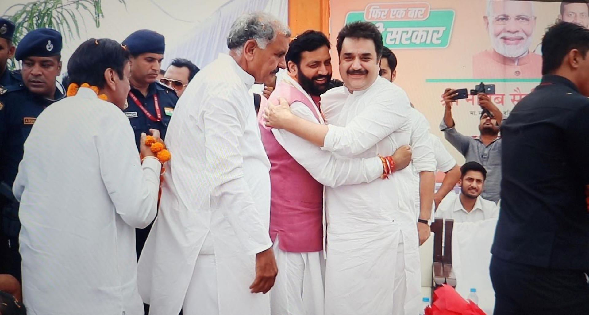 मेरी बात मानो, भाजपा को वोट दो: कुलदीप बिश्नोई का समर्थकों से आग्रह