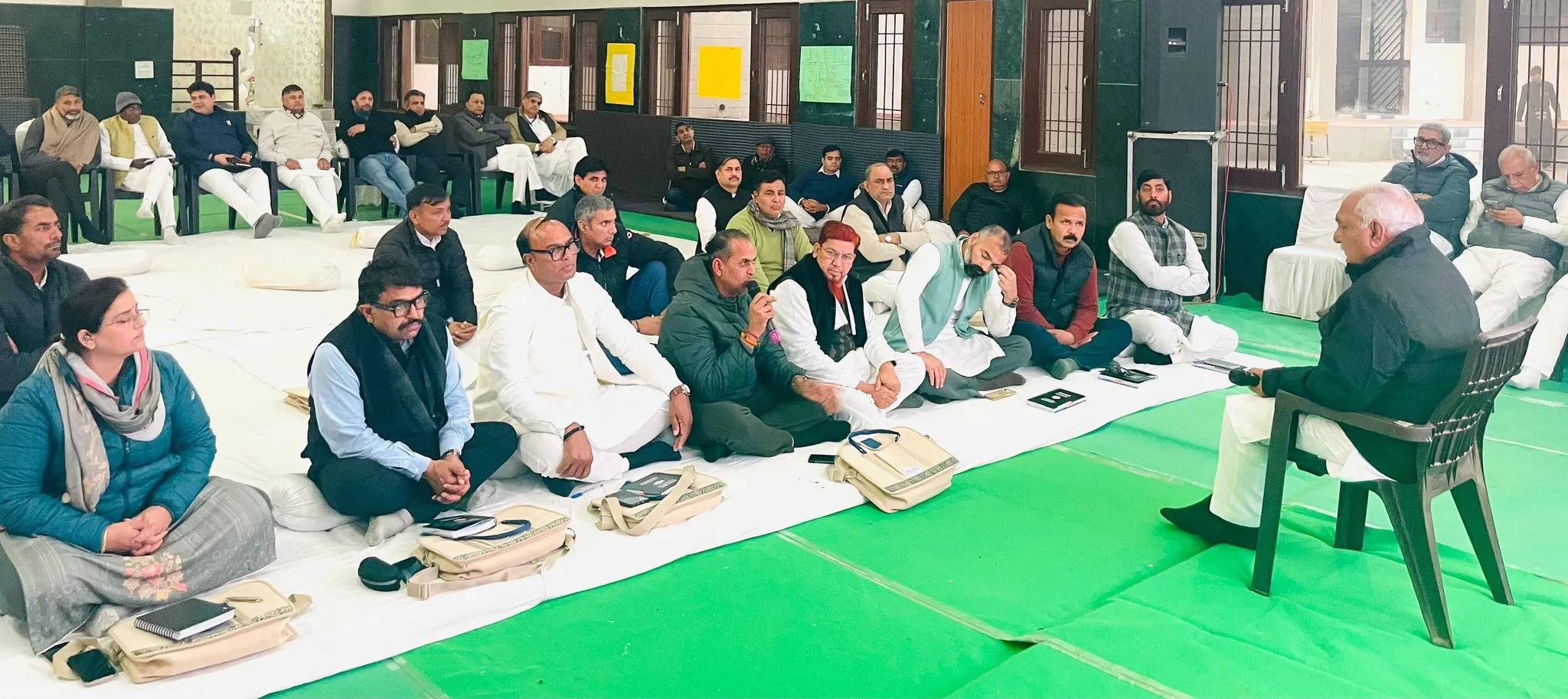 कुरुक्षेत्र में चल रहे कांग्रेस के ट्रेनिंग कैंप में पहुंचे हुड्डा, जिला अध्यक्षों को दिए जरूरी निर्देश, जनता के बीच में लेकर जाने वाले 'मुद्दों' पर चर्चा