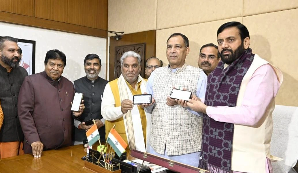 भाजपा का सक्रिय सदस्यता शुरू, सीएम नायब सिंह सैनी बने सक्रिय