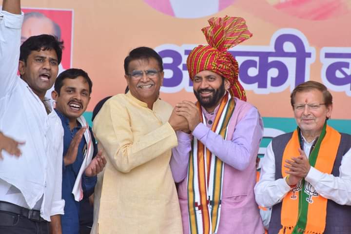 राहुल के बयान पर सीएम सैनी का पलटवार - ऐसा कौन सा अलादीन का चिराग युवराज को मिल गया, जिसको रगड़ने से गरीबी मिट जाएगी
