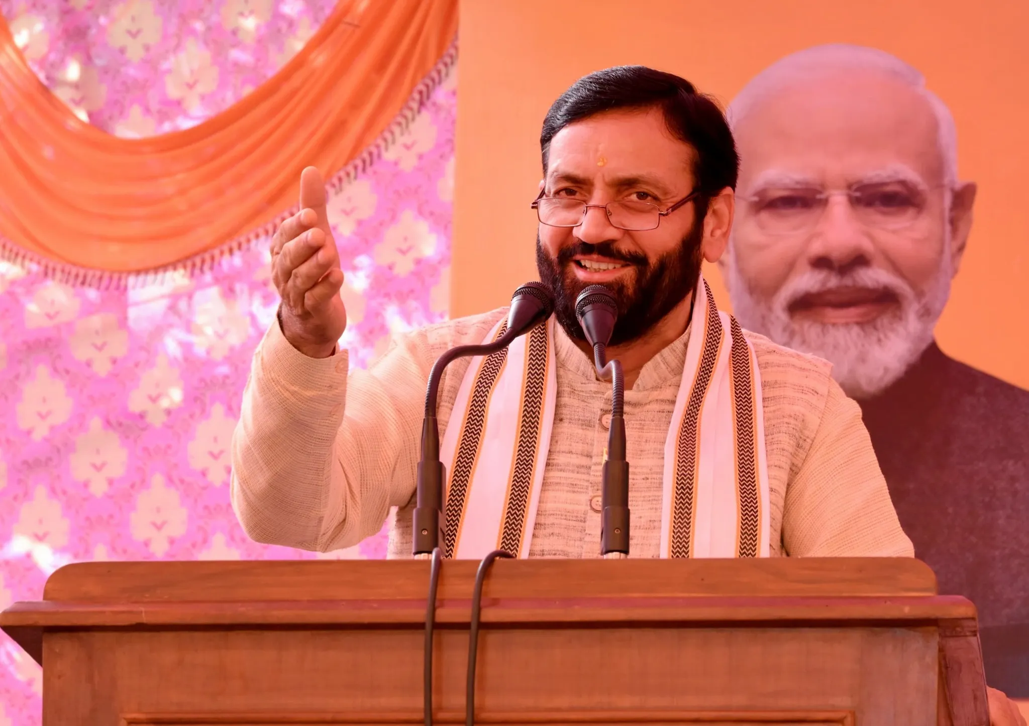 सीएम ने किया हरियाणा में रह रहे विभिन्न राज्यों से जुड़े प्रबुद्ध लोगों का सम्मान, कहा - हरियाणा के विकास में 'इनका' अहम योगदान