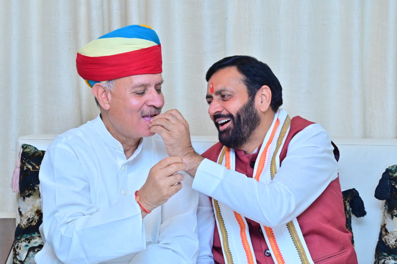 सीएम नायब सैनी और राव इंद्रजीत के बीच दिखा मज़बूत बॉन्ड, सकारात्मक ऊर्जा से भरी दिखी दोनों चेहरों की मुस्कुराहट