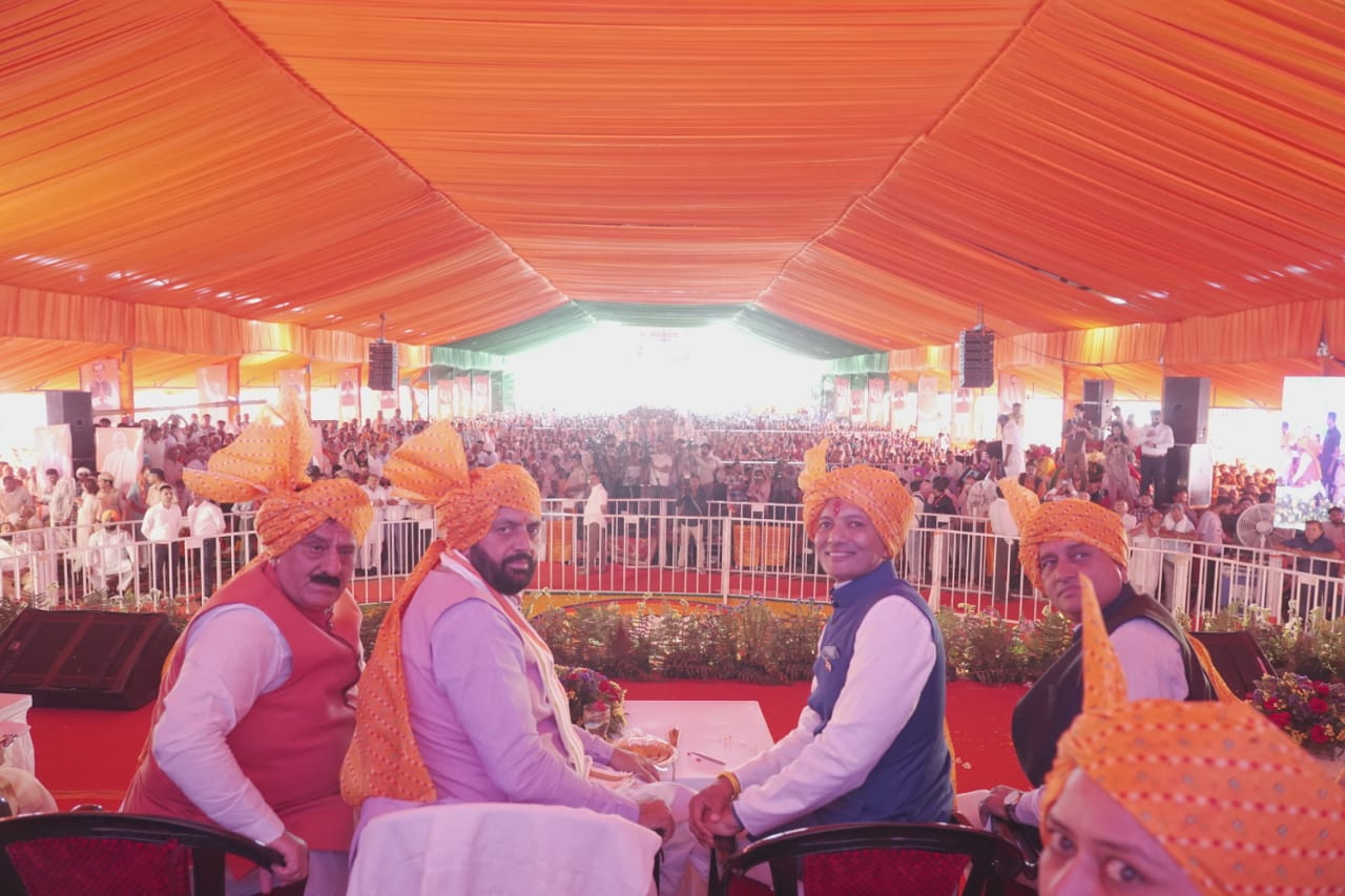कुरुक्षेत्र में आकर नशा बंद करने की बात करते हैं, दिल्ली में इन लोगों ने शराब की दुकानें बढ़ा दी : सीएम सैनी