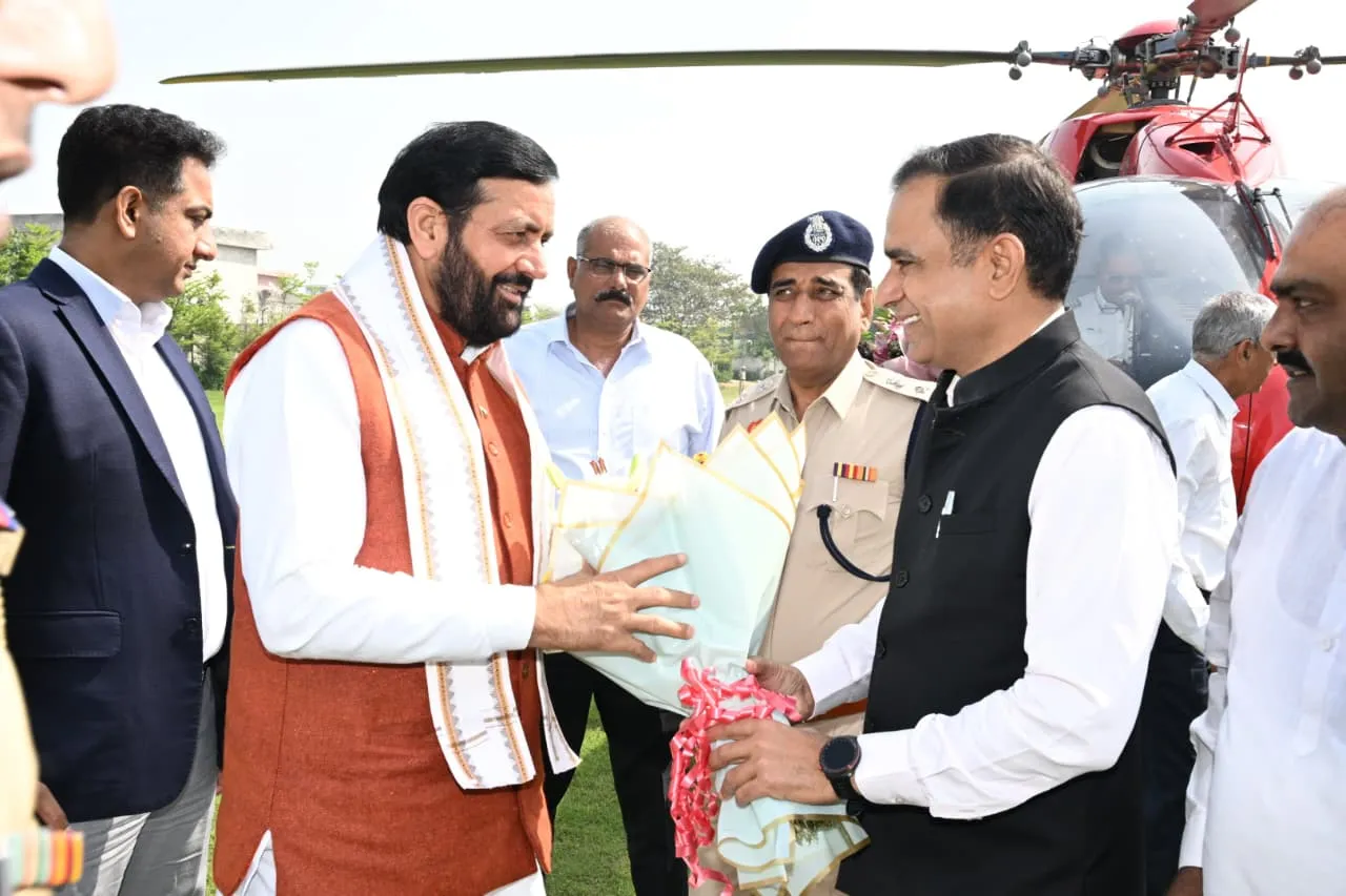 राष्ट्रीय स्वयंसेवक संघ के तीन दिवसीय अखिल भारतीय प्रतिनिधि सभा से पूर्व माधव सृष्टि में पहुंचा सीएम का काफिला