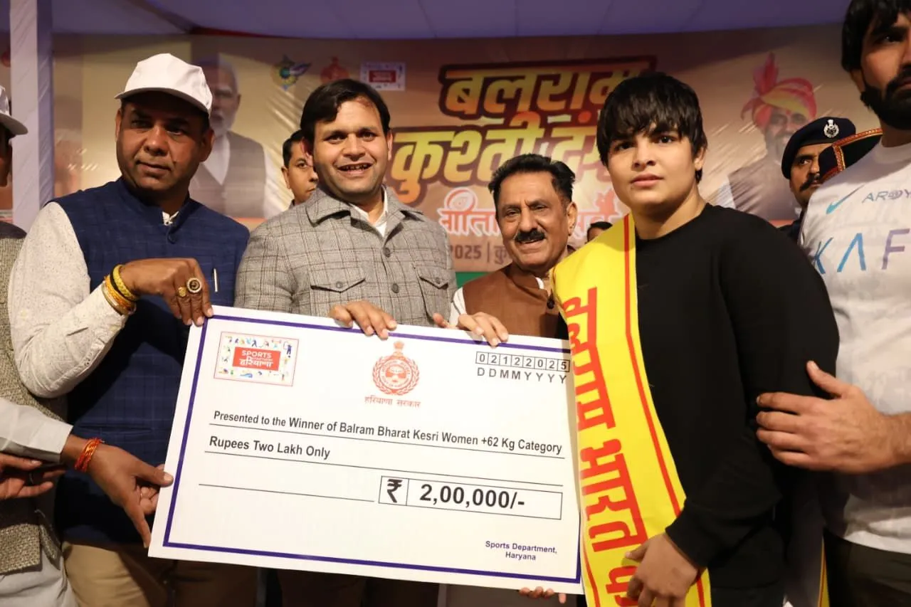 केशव पार्क में बलराम कुश्ती दंगल में पहुंचे खेल मंत्री, खिलाड़ियों को नई खेल नीति के प्रमुख प्रावधानों के बारे में बताया