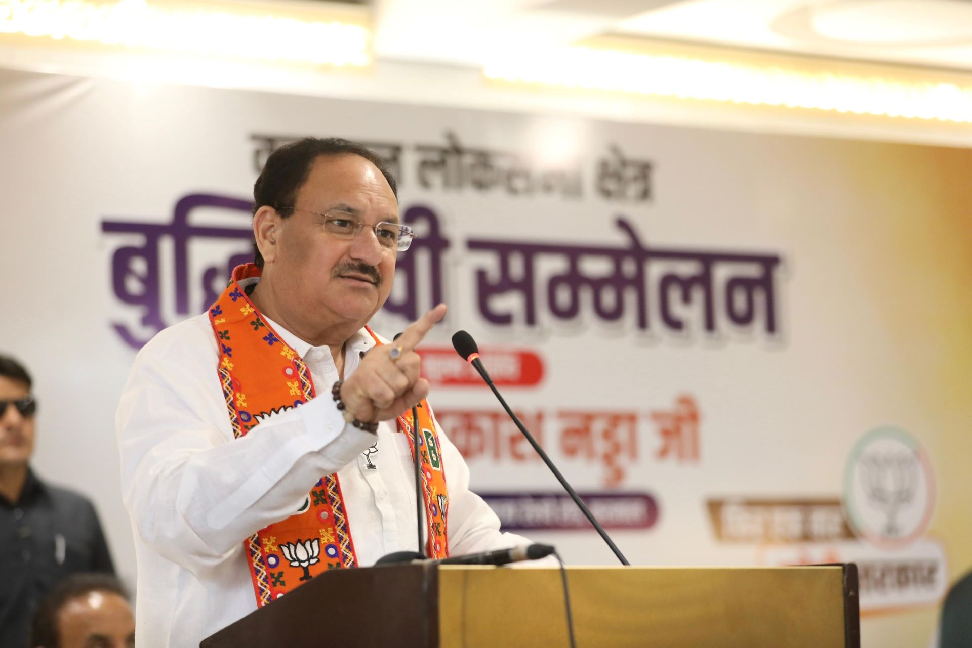 नड्डा का विपक्ष पर तीखा प्रहार - 'राहुल राष्ट्रविरोधी, सोनिया आतंकियों के लिए फूट-फूटकर रोई'