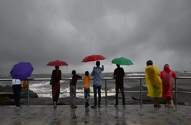 केरल में मानसून ने '16 साल बाद' वक्त से पहले दी दस्तक, इस मानसून सीजन में 'सामान्य से अधिक वर्षा का अनुमान'