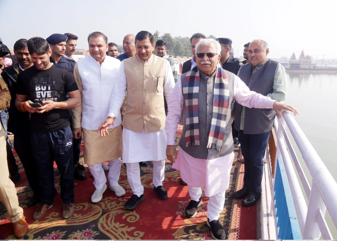 'मनोहर सोच' से आज विश्व में फैल रहा 'मुरली मनोहर का गीता ज्ञान'