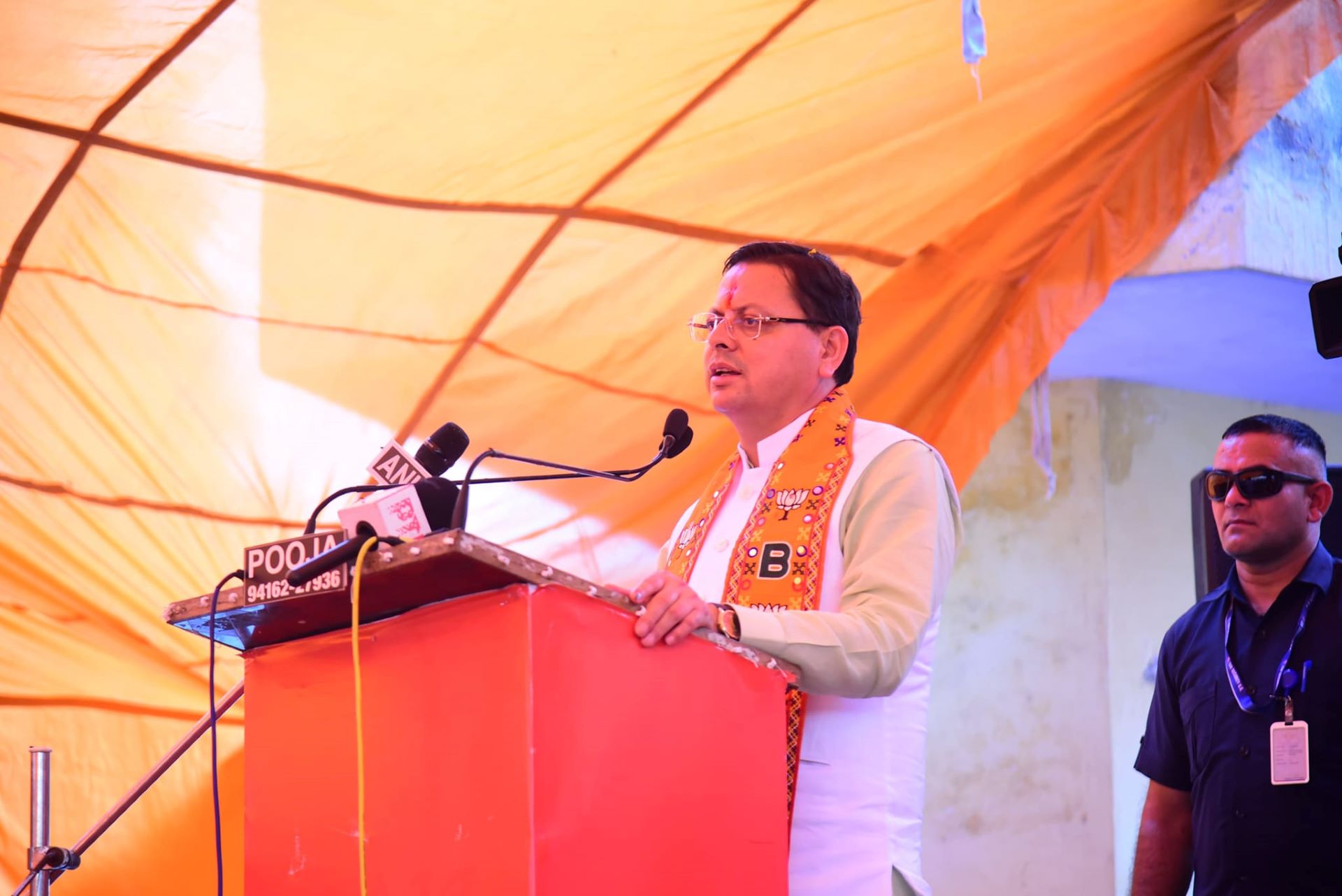 उत्तराखंड CM धामी का हरियाणा दौरा: विपक्ष पर जमकर बरसे