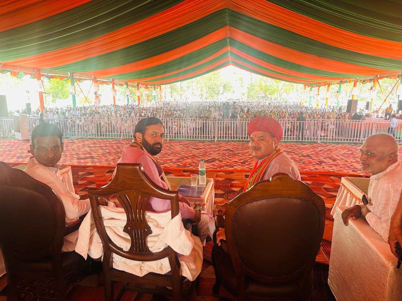 पुन्हाना विजय संकल्प रैली में बोले नायब सैनी - झूठे नारे और झूठे वादे करने वालों से रहें सावधान