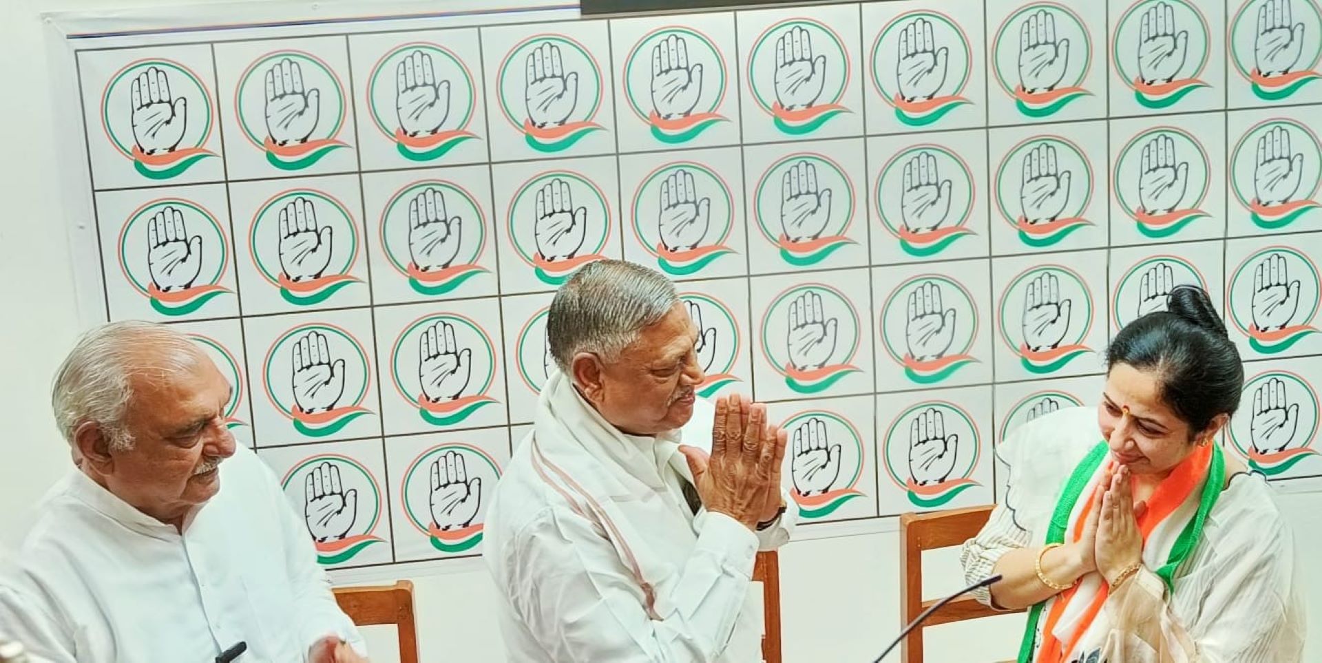 हरियाणा की राजनीति में भूचाल, रोहिता रेवड़ी ने छोड़ा BJP का साथ, कांग्रेस में हुई शामिल