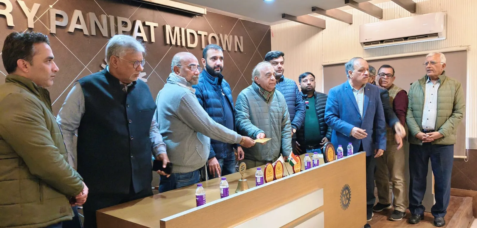 रोटरी क्लब पानीपत मिडटाउन की सराहनीय पहल : किडनी रोग से जूझ रहे जरूरतमंद पत्रकार को दी 2.21 लाख की सहायता