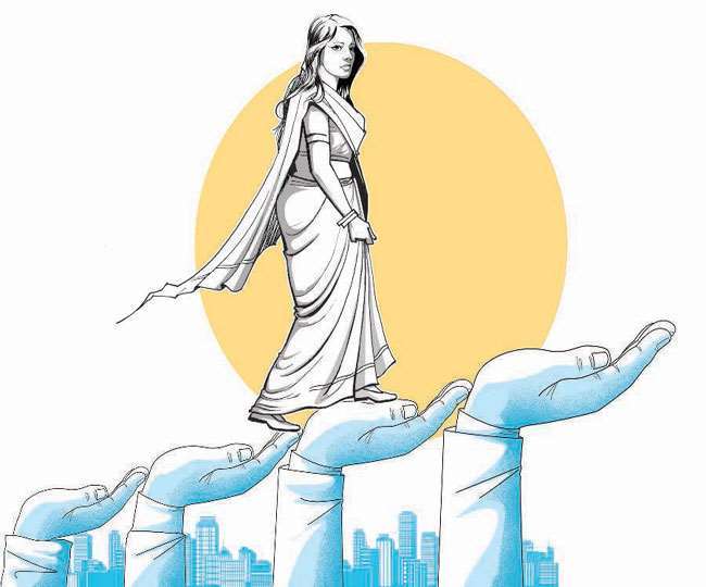 महिलाएं हर मिथक को तोड़ रही हैं : इस बार कुल 797 महिला उम्मीदवारों ने लड़ा चुनाव, कुल 74 महिला सदस्य चुनी गईं