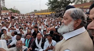 गब्बर का गजब अंदाज: 'मुर्दाबाद' के नारों के बीच पहुंचे ऊर्जा मंत्री अनिल विज, मंच से बोले- 'हर जोर-जुल्म की टक्कर में अनिल विज तुम्हारा है'