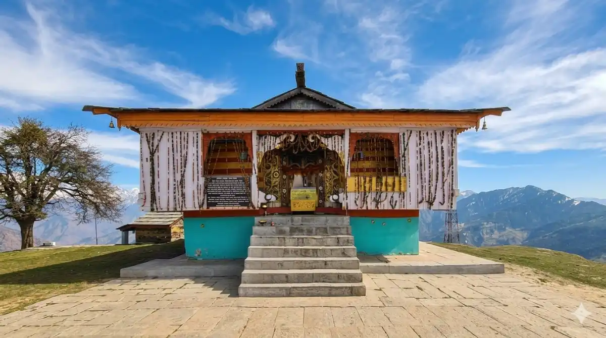 सावन विशेष : देवधरा कुल्लू का 'बिजली महादेव मंदिर' भारत के सबसे रहस्यमयी शिवालयों में से एक, जहां साक्षात महादेव 'झेलते हैं आसमानी बिजली'