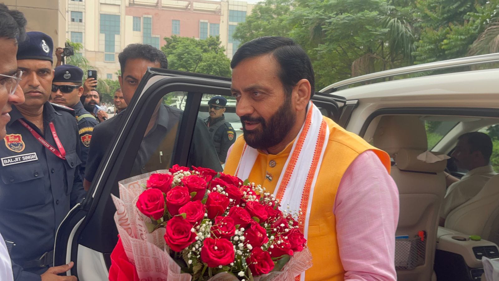 दीपेंद्र हुड्डा के मजदूरों के साथ खाना खाने पर सीएम सैनी ने किया कटाक्ष, जानिए सीएम ने क्या कहा