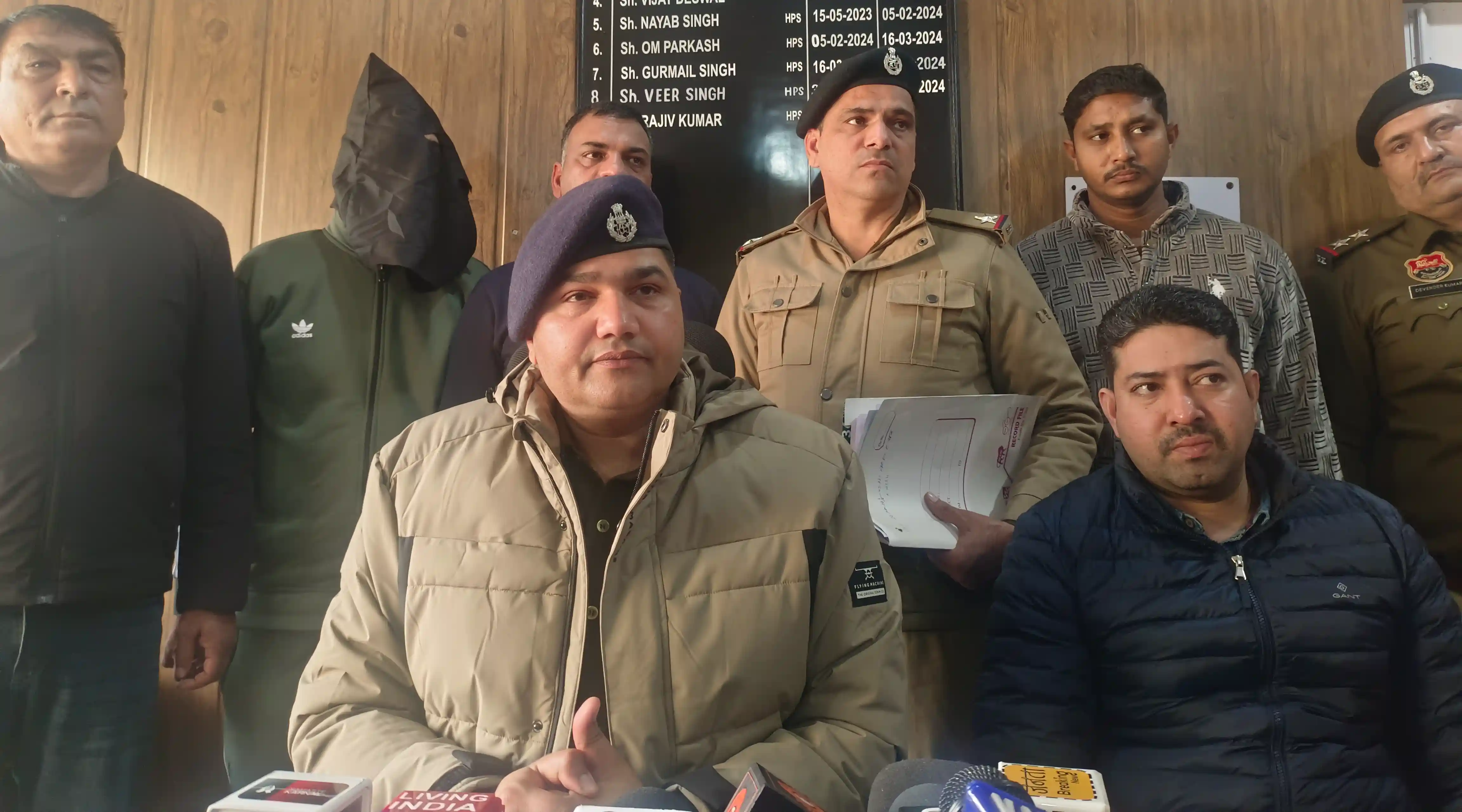 प्रदेश में खूब फल फूल रहा 'नशे का कारोबार' : नशीली गोलियां बेचने का आरोपी काबू, 1200 अल्प्राजोलम गोलियां बरामद