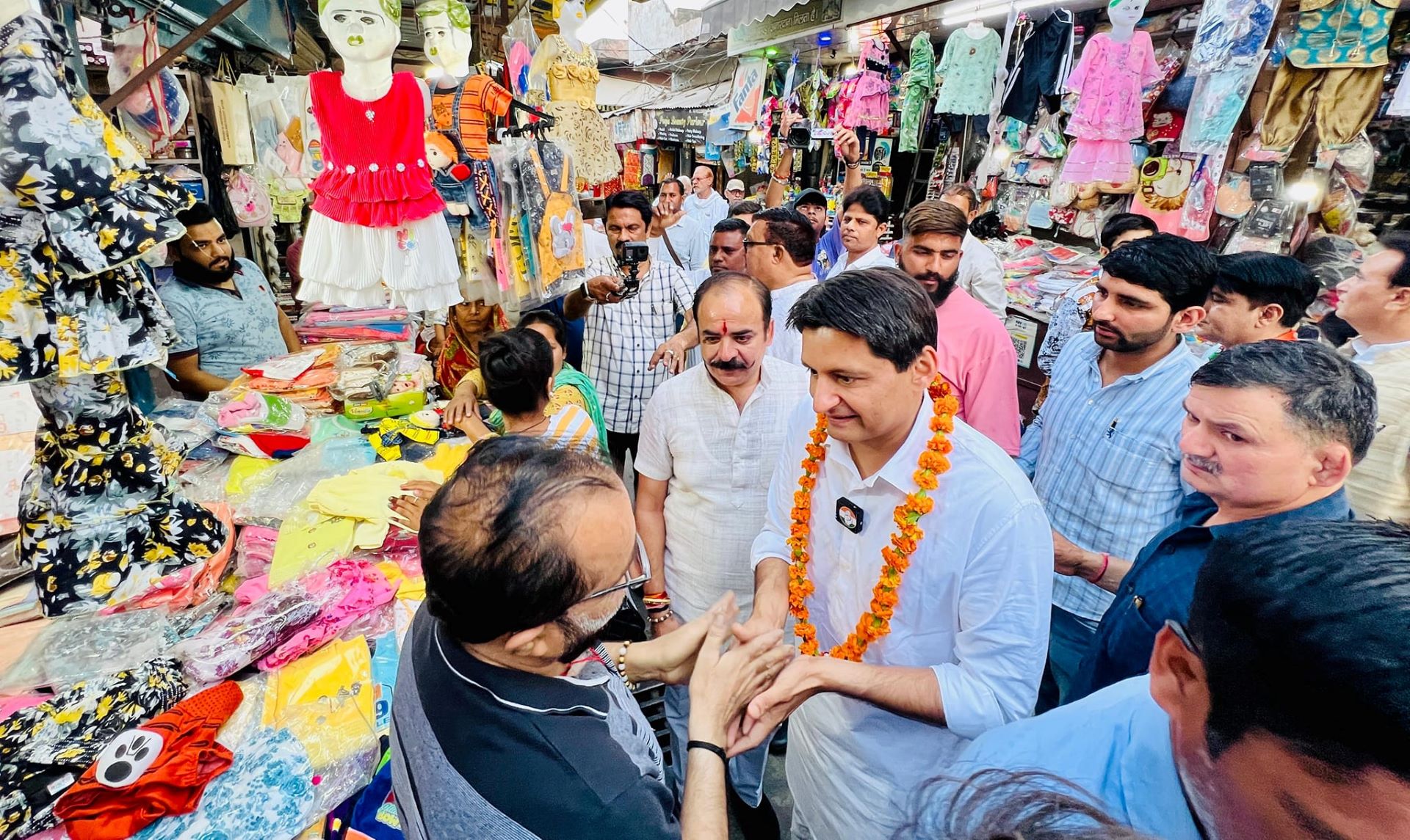 कांग्रेस सांसद दीपेंद्र हुड्‌डा का विवादित बयान, भाजपा-जेजेपी उम्मीदवारों के खिलाफ प्रदर्शनों पर दिया जवाब