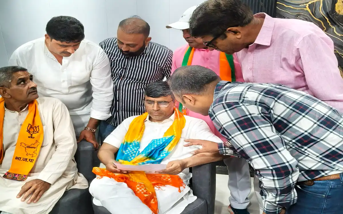 यूनिवर्सिटी के अनुबंधित शिक्षकों को मिलेगी जॉब सिक्योरिटी? शिक्षा मंत्री बोले- 'जल्द उठाएंगे उचित कदम'