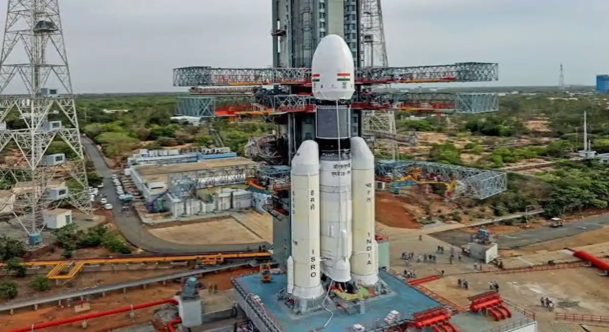 ISRO में प्राइवेटाइजेशन पर घमासान: 9 कर्मचारी संगठनों ने मांगा लिखित जवाब, पूछा- क्या अब रॉकेट नहीं बनाएगा इसरो?