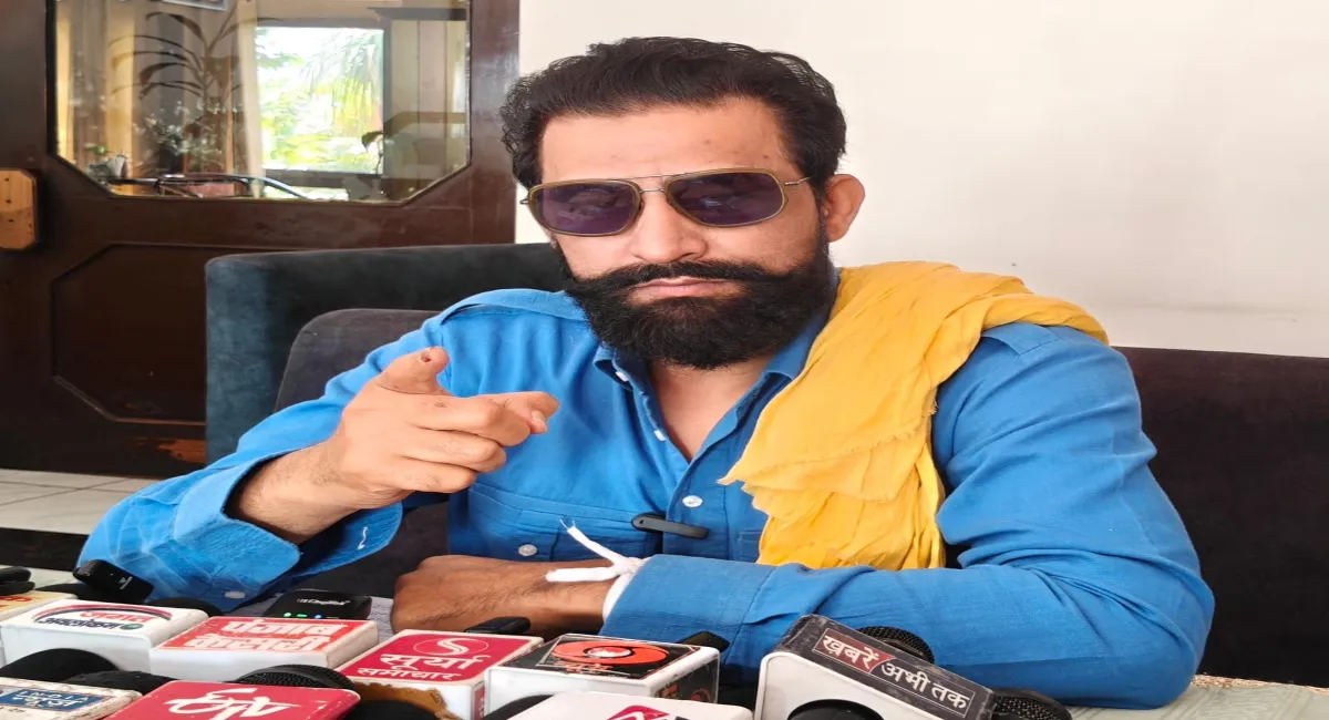 "राघव चड्ढा को 'मुर्गा' बनाकर पीटा गया"– नवीन जयहिंद का केजरीवाल और चड्ढा पर सनसनीखेज खुलासा !!