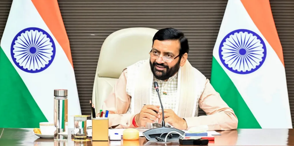 राज्य की वाहन स्क्रैपिंग और रीसाइक्लिंग नीति-2024 के तहत कई महत्वपूर्ण योजनाओं को हरी झंडी