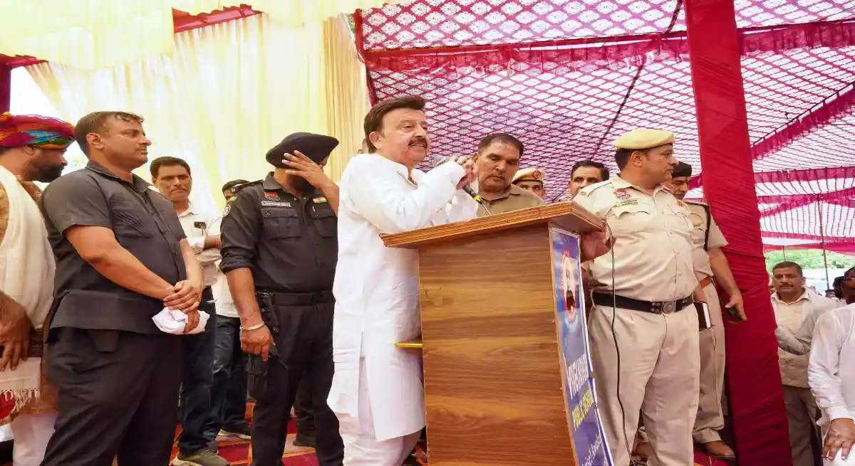 रेवाड़ी में भाजपा की गुटबाजी उजागर: वन मंत्री राव नरबीर के कार्यक्रम से संगठन और तीनों विधायकों ने बनाई दूरी